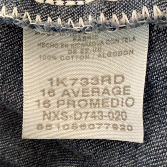 Size 16 Average woman’s blue jean capris - Picture 5 of 6